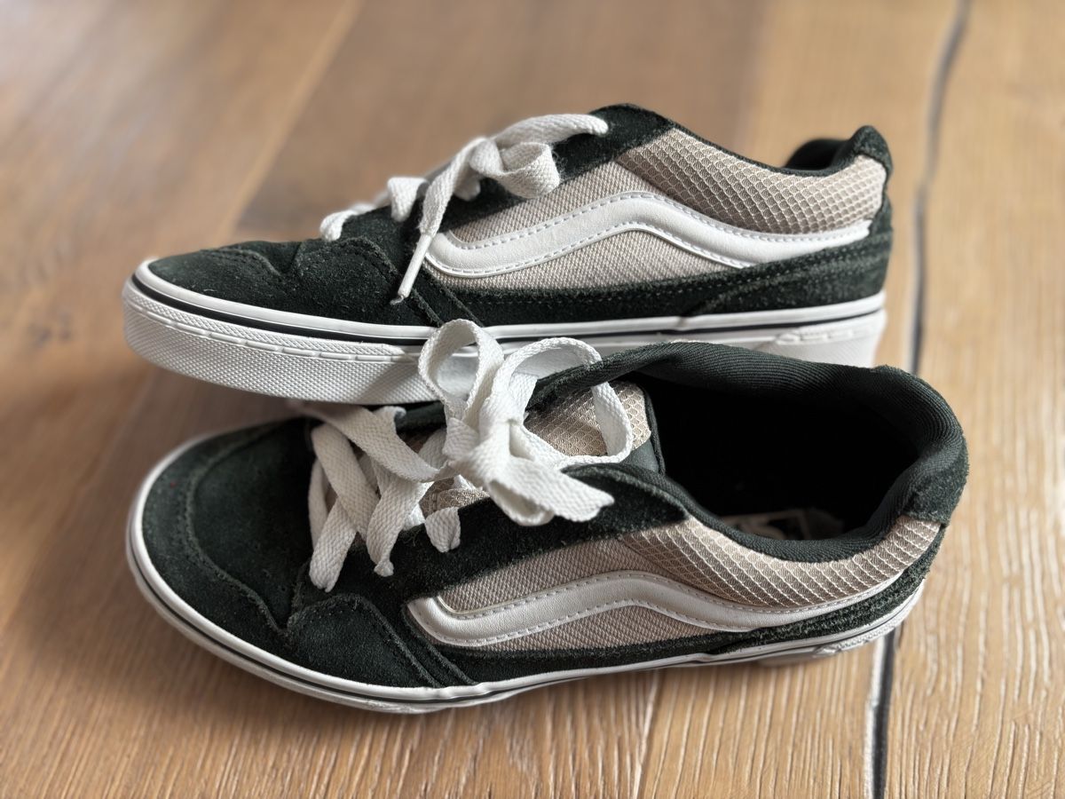 Vans Herrenschuhe: Vans Sneakers Gr 37 – Gebraucht aus Richterswil von Itallag 1