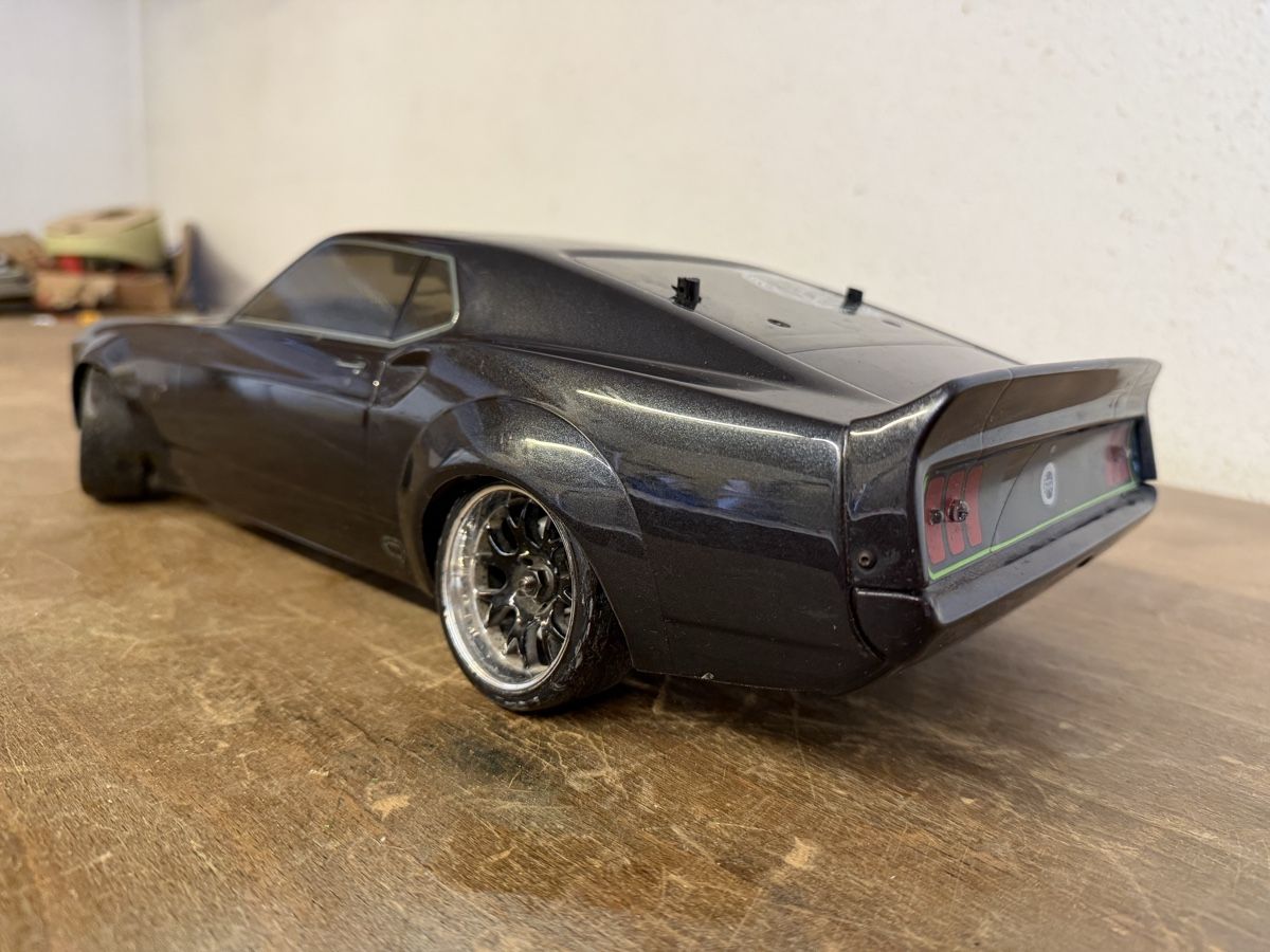 Team Magic RC Kits de montage: Mustang drift 1/10 team-magic – D'occasion à Chêne-Bougeries par Varioskyfox1982 3