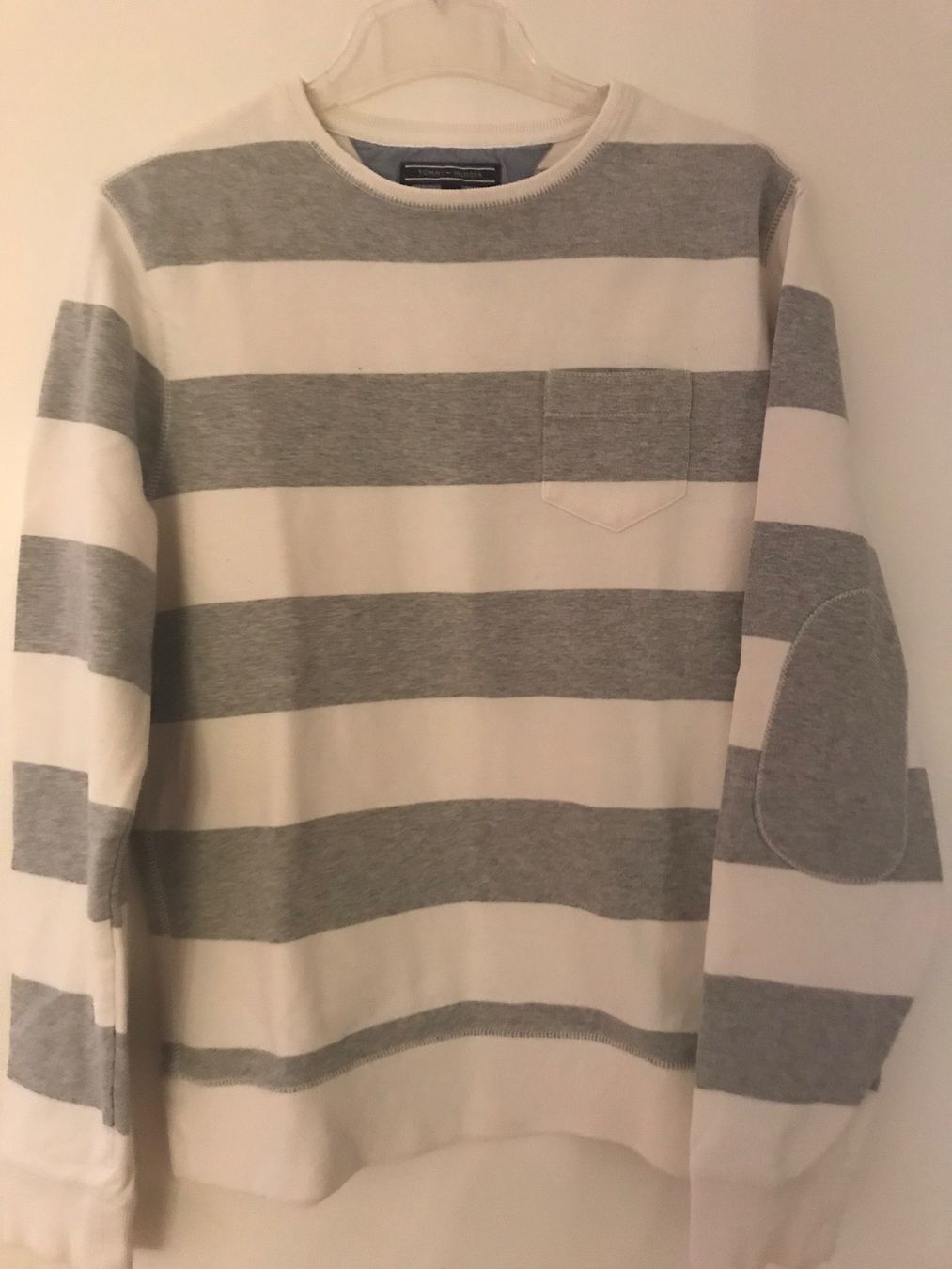 Tommy Hilfiger Maglioni & Felpe: Pullover Tommy Hilfiger, S, weiss/grau gestreift – Usato da Luzern venduto da Hans1937 1