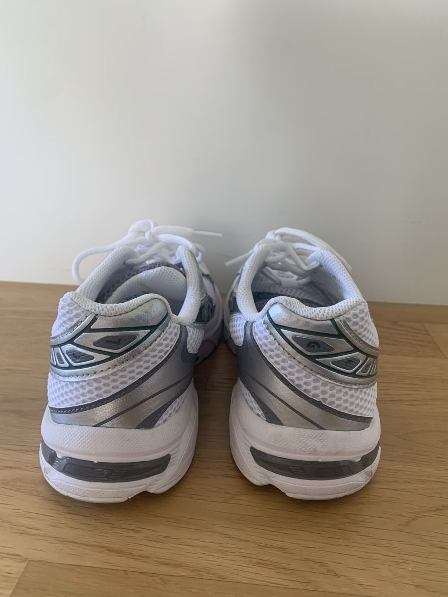 Asics Scarpe da uomo: Asics Gel Gr.39 – Nuovo (secondo la descrizione) da Zürich venduto da Giuliadelia 1