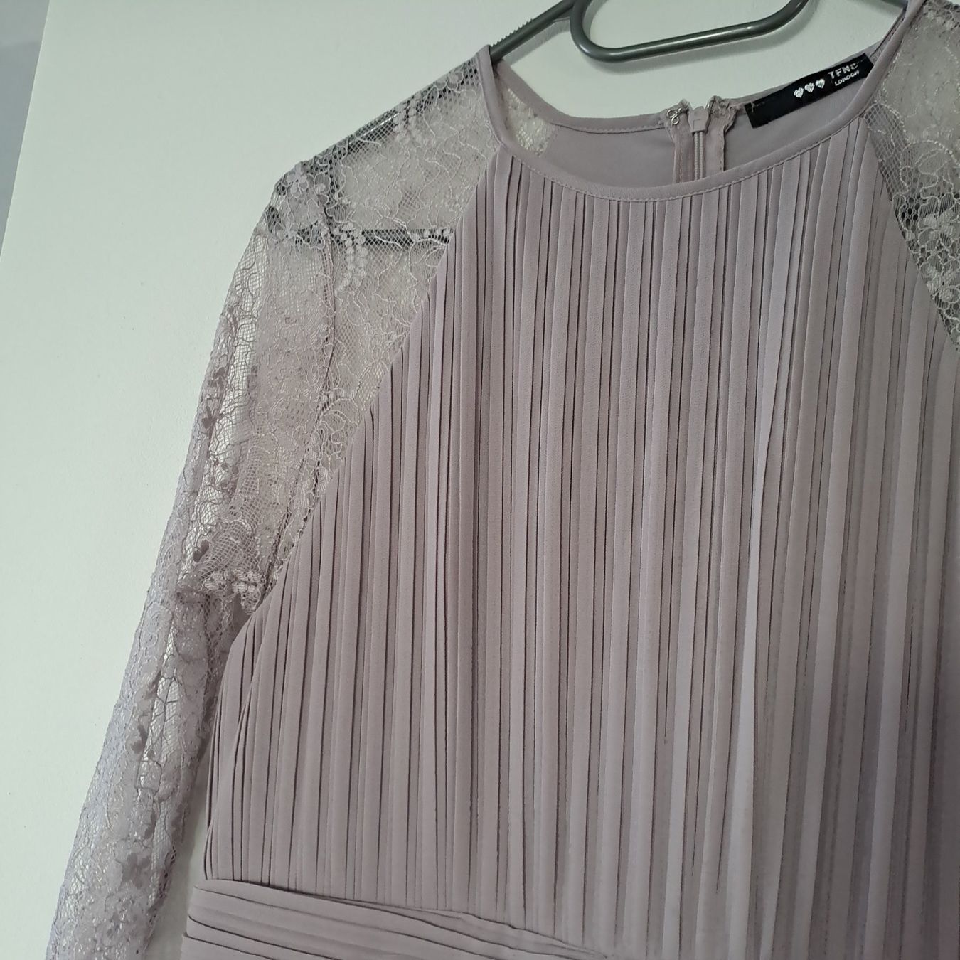 Zalando Vestiti: Abendkleid M – Usato da Zürich venduto da Simonikus 1
