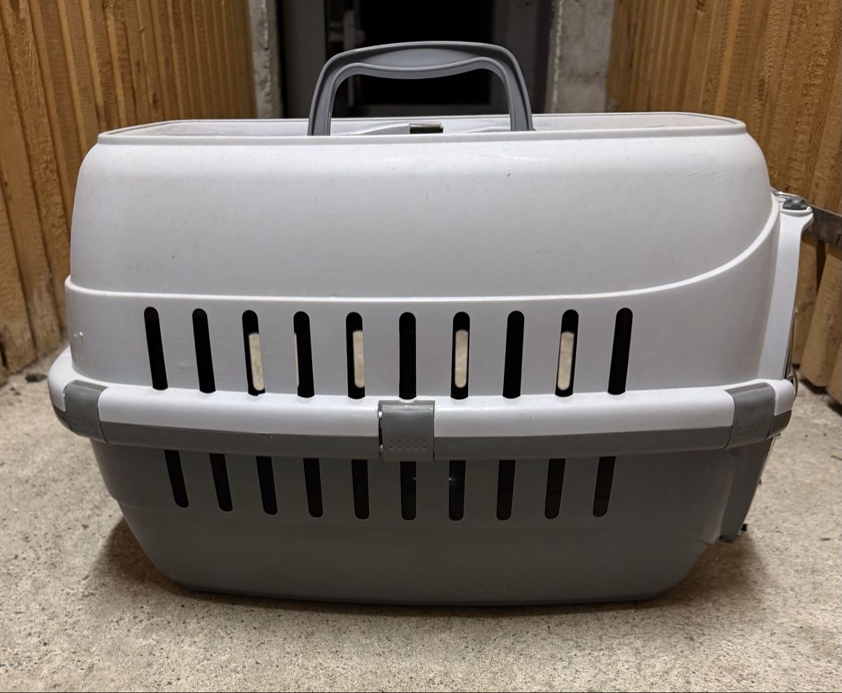 Gabbie, trasporto & Sicurezza: Cage de transport chat, chien – Nuovo (secondo la descrizione) da Genève venduto da len_5q5n 1