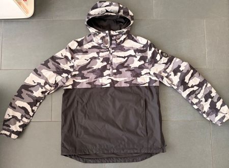 Timberland Camo Jacke / Anorak - Größe M 🌲