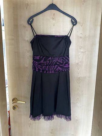 Cocktailkleid schwarz/violett Gr. 40