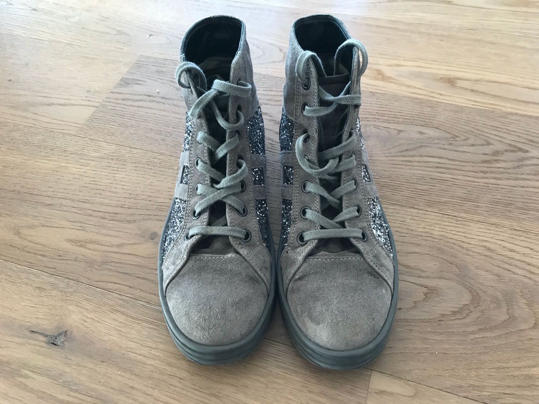 Hogan Scarpe per ragazze: Hogan Mädchenschuhe Gr.35 – Usato da Zürich venduto da DuA03