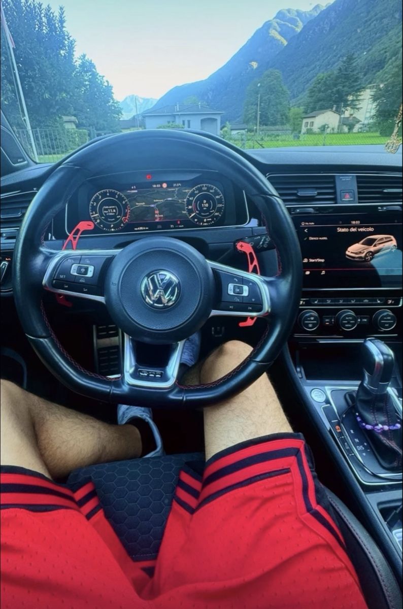 VW Automobili: Volkswagen Golf GTI Performance 7.5 – Usato da Lodrino venduto da ayo_72bb 2