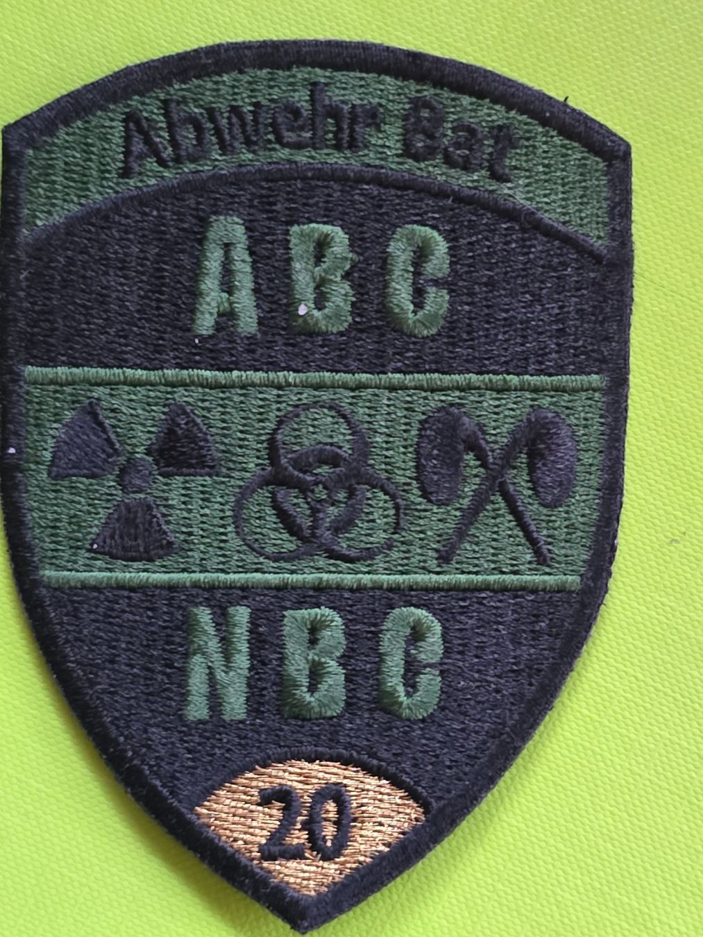 Schweizer Armee Placchette & Badge: ABC NBC Abzeichen Bat 20 Stab Gold – Nuovo (secondo la descrizione) da Prangins venduto da AdjEM08