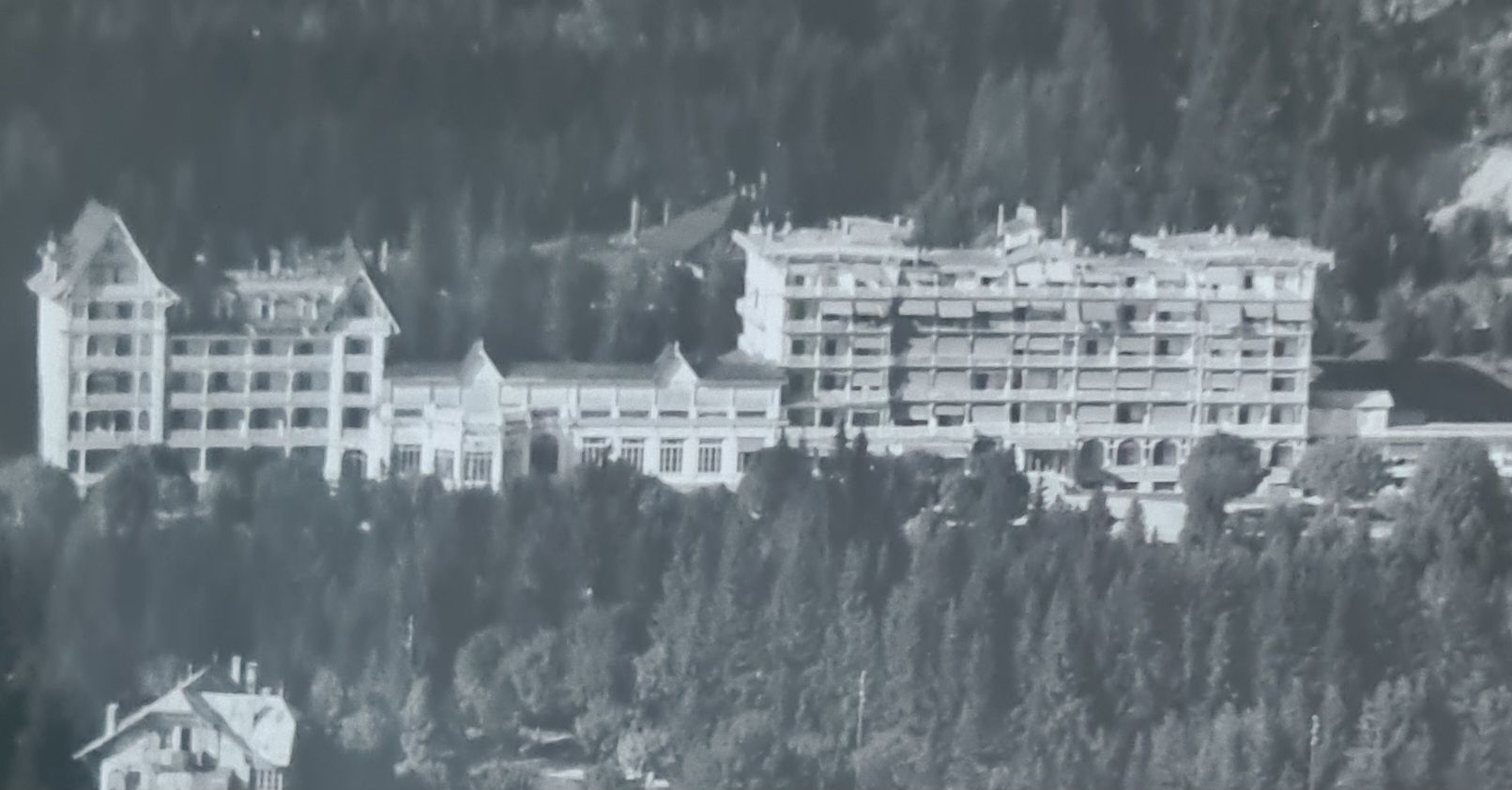 Cartoline postali: Leysin Le Grand Hotel 1956 – Usato da Ebikon venduto da Donar50 4