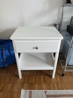 Ikea Nachttisch TYSSEDAL