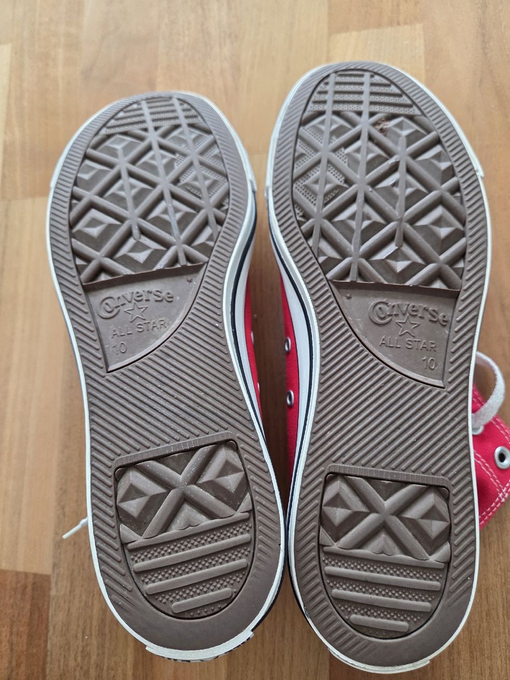 Converse Scarpe da uomo: Converse Chuck Taylor All Star Classic - Grösse 10 / 44 – Usato da Adliswil venduto da Moja53 5