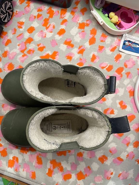 Scarpe per ragazzi: Gummistiefel 24 – Usato da Mauren venduto da melam01 1