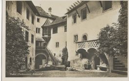 Vaduz, Schlosshof, Guggenheim