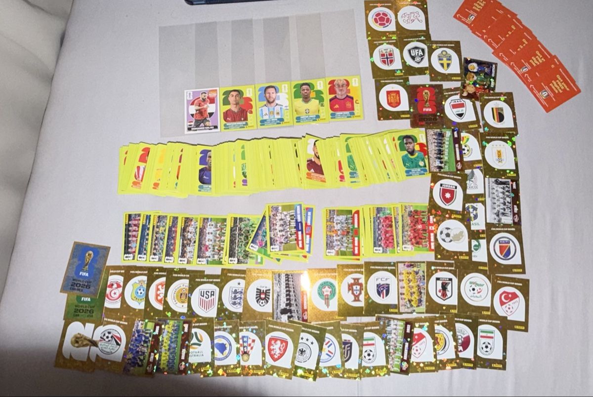 Panini Carte collezionabili: FIFA WM 2026 700 Sticker mit Box⭐️VB – Nuovo (secondo la descrizione) da Wetzikon ZH venduto da aro_685k