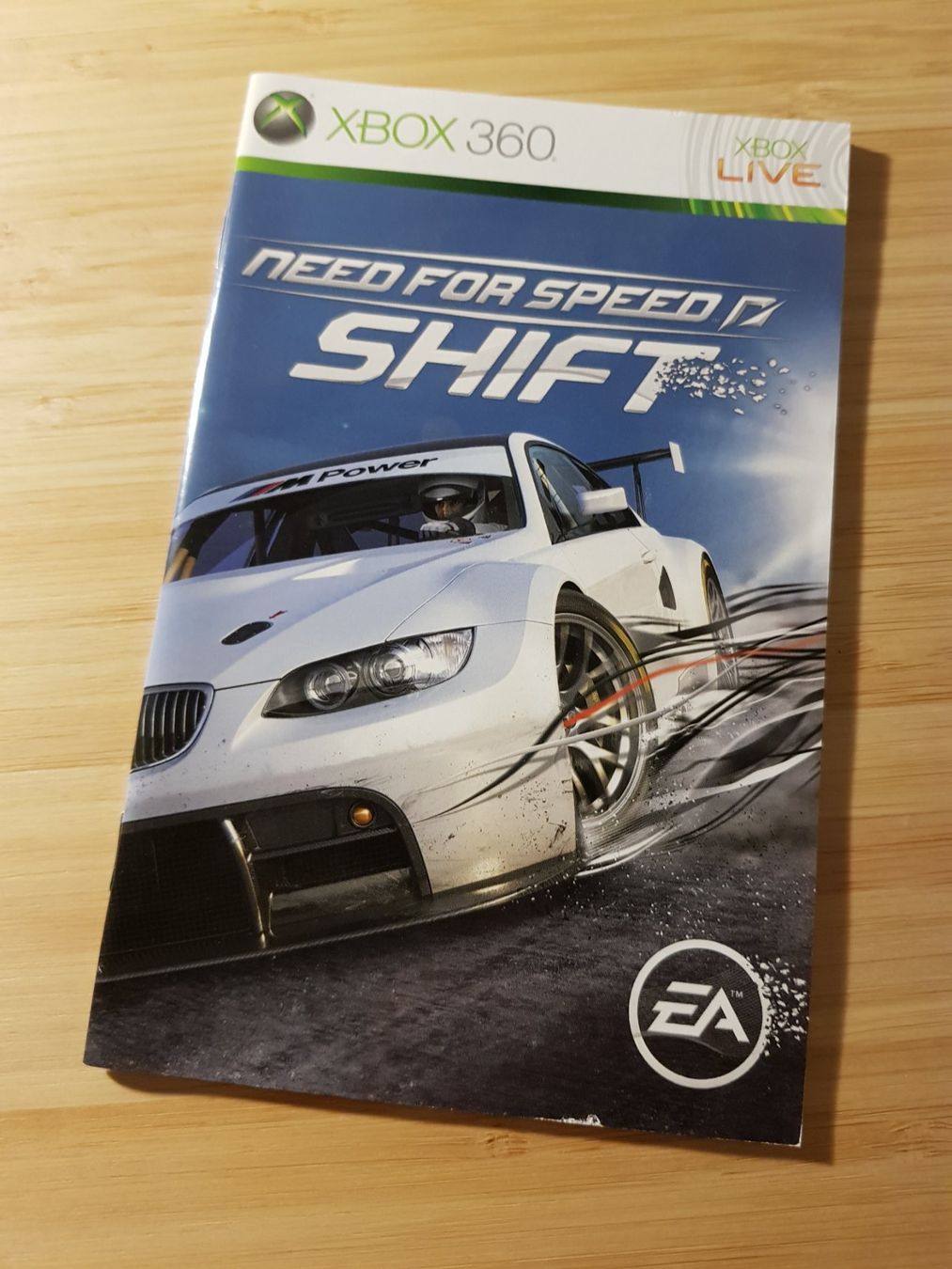 Microsoft Giochi: Spielanleitung NFS Shift Xbox 360 – Usato da Münchenstein venduto da 2DGames