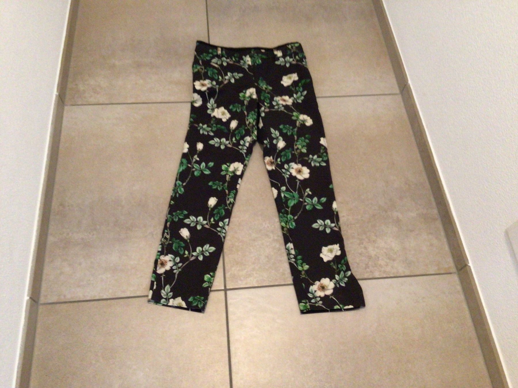 H&M Pantaloni: Hose H&M 36 – Usato da Minusio venduto da liam04