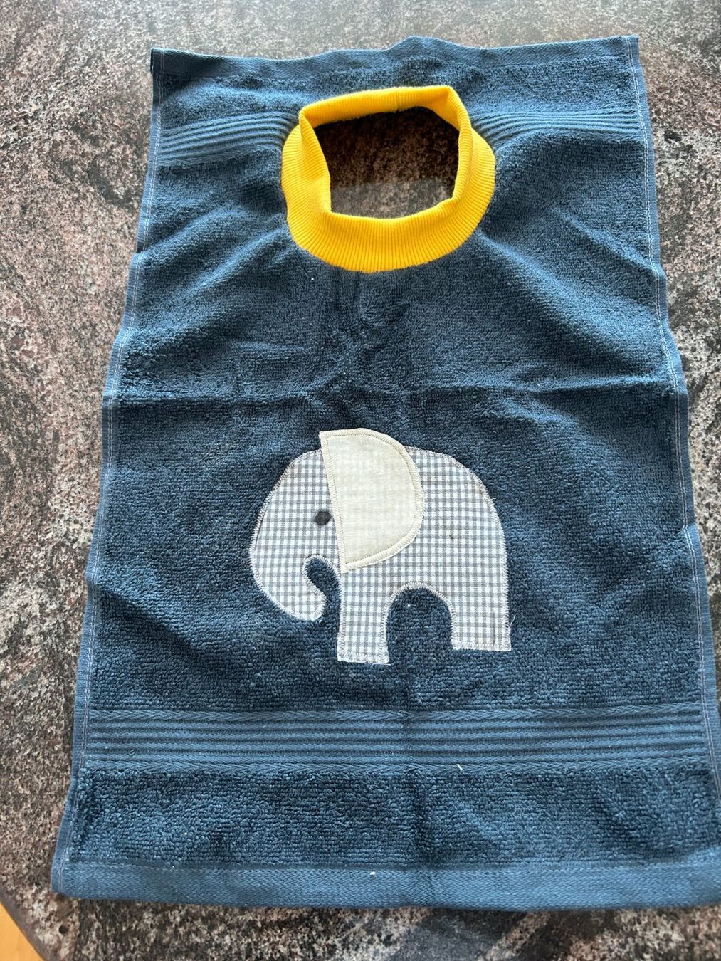 Pasti del neonato: Esslatz blau Elefant – Nuovo e nell'imballaggio originale da Wädenswil venduto da jotijo