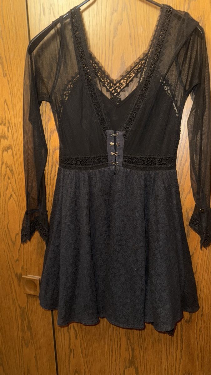 Kleider: Schwarzes Kleid, S, Gothik – Gebraucht aus Gümligen von morticiaaddams 1