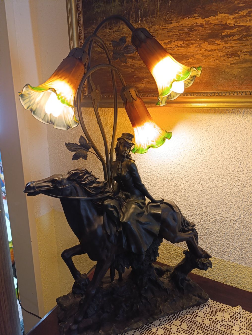 Lampade: Jugendstil Tischlampe mit Pferde – Usato da Rüthi (Rheintal) venduto da marycsipet 2