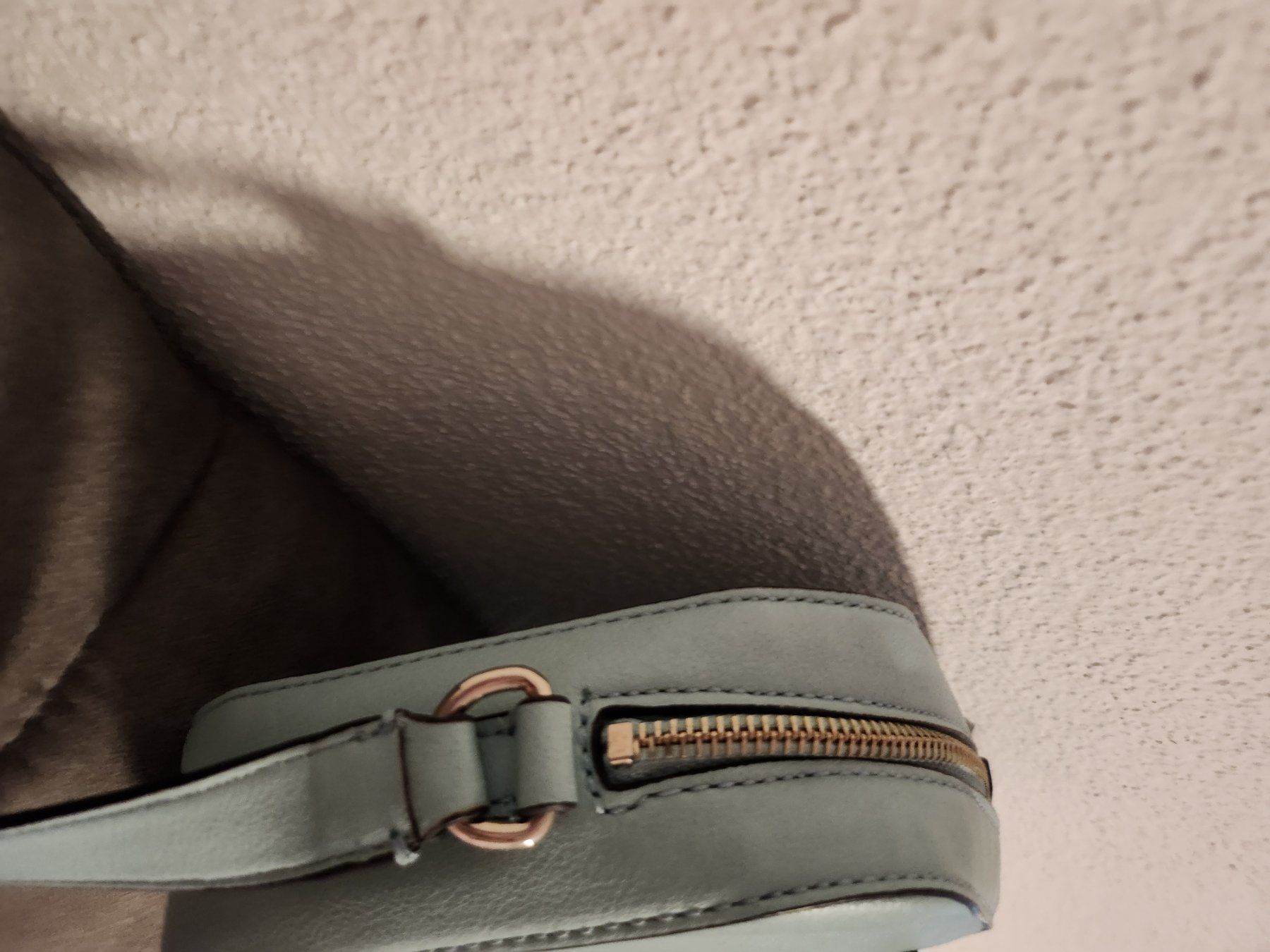 Guess Borse da donna: Guess Tasche – Nuovo (secondo la descrizione) da Kefikon TG venduto da Livline 2
