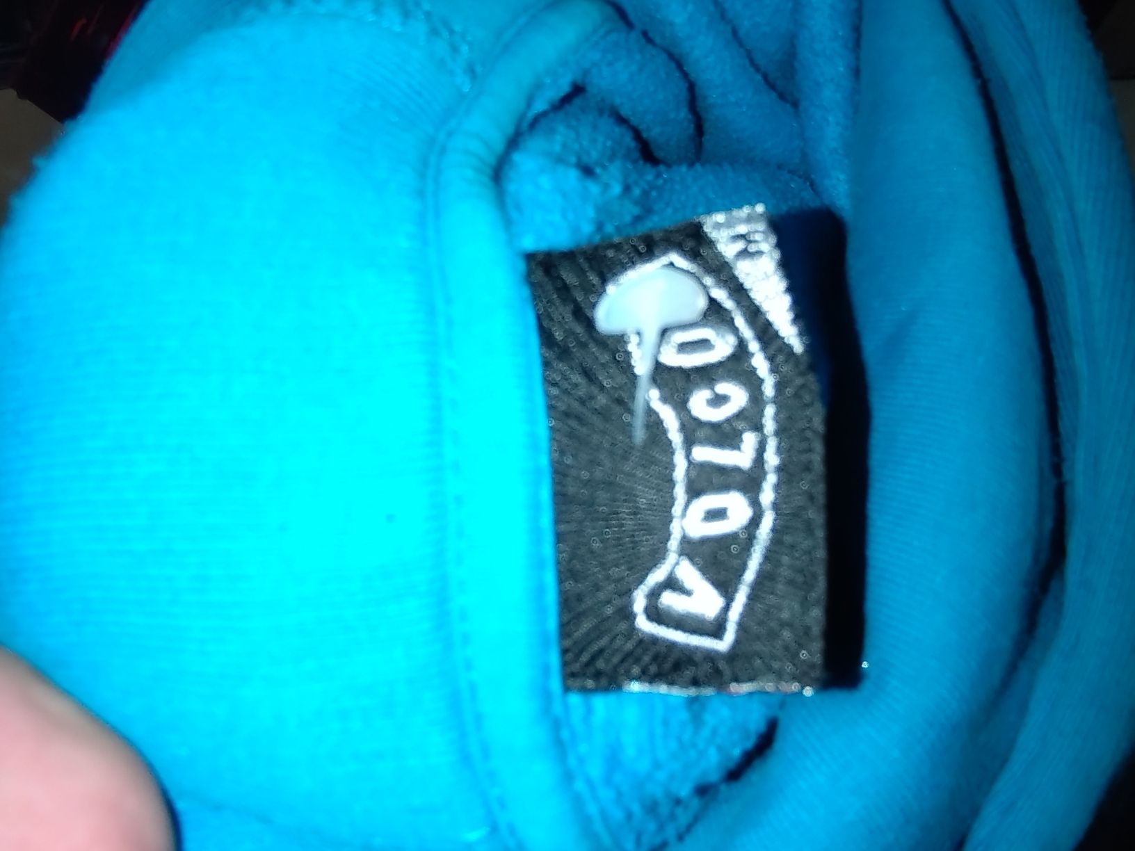 Maglioni & Felpe: Volcom turquoise, taille M, Sweat-shirt à capuche – Usato da Farvagny-le-Grand venduto da LaCaverne 4