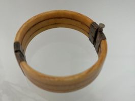antikes Armband, Horn, mit Silberverschluss