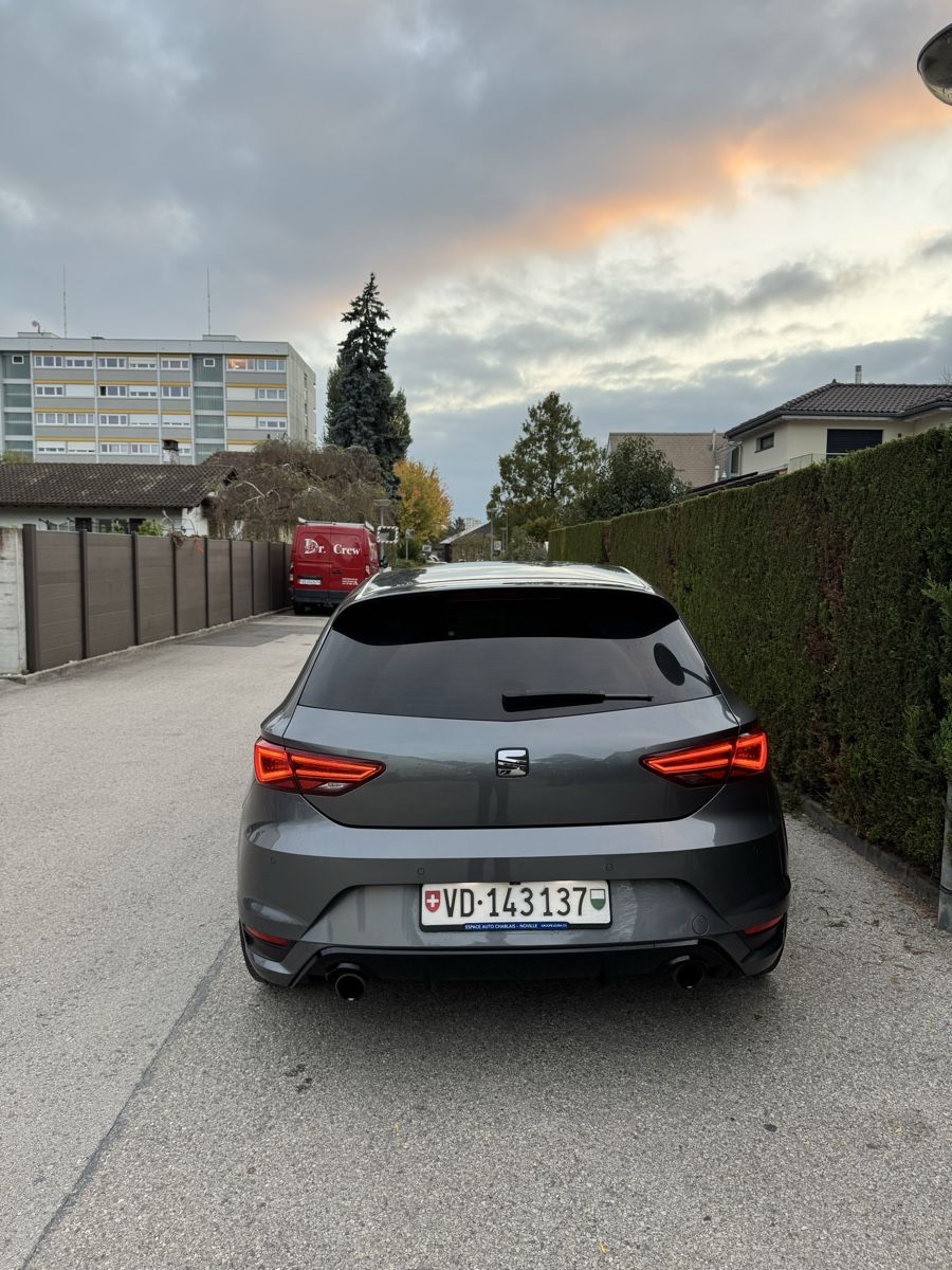 Seat Automobili: Seat Leon FR – Usato da Nyon venduto da Ilan1260 3