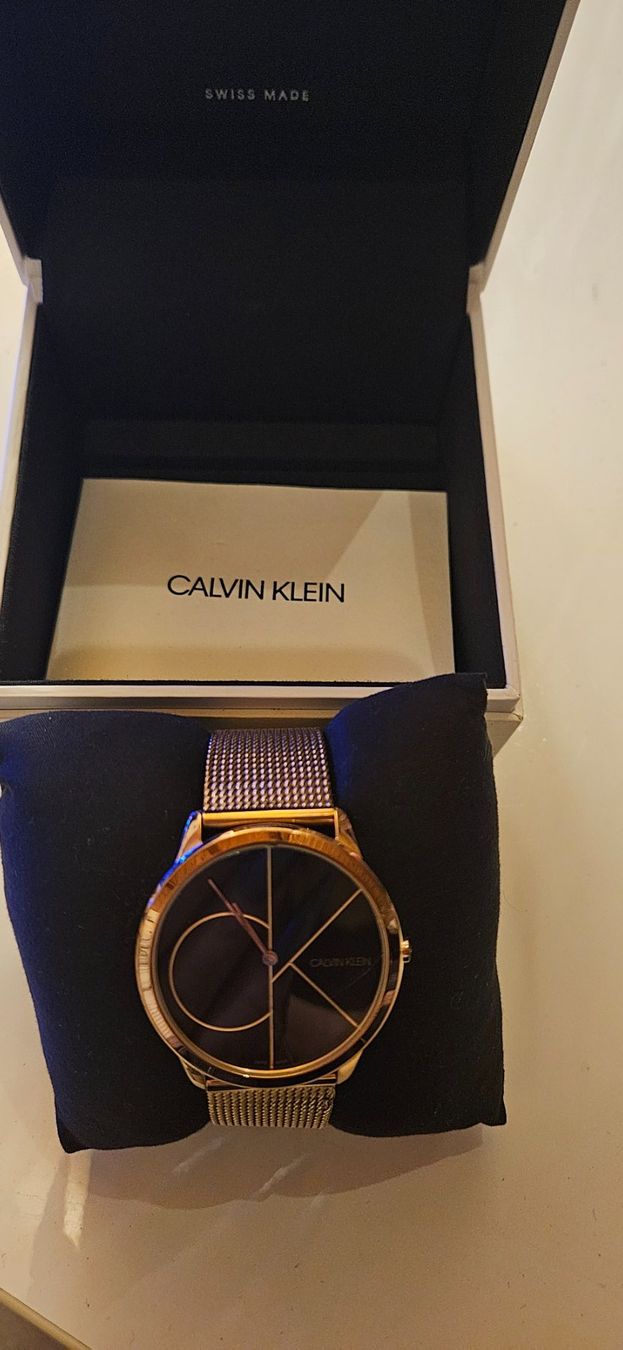 Calvin Klein Orologi: Calvin Klein Damen Uhr – Usato da Niederbipp venduto da Bea.