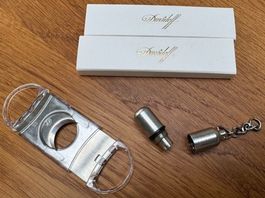 Zigarren Set- Cutter, Zigarrenbohrer, Davidoff Streichhölzer