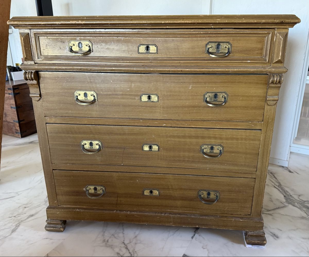 Commodes: Kommode mit Schubladen ANTIK – D'occasion à Büetigen par Mo_driver99 1
