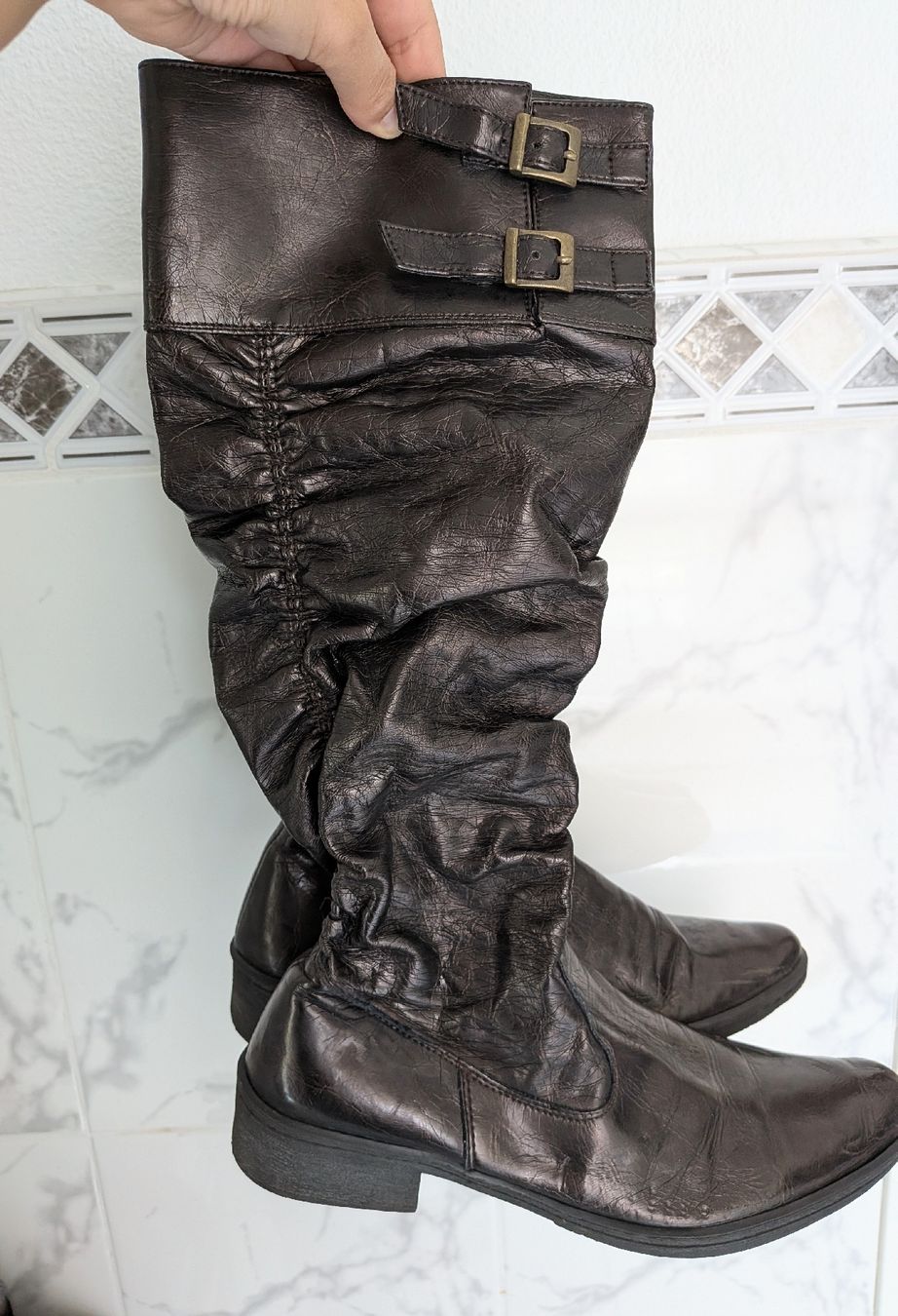 Scarpe da donna: Kupfer Lackstiefel Grösse 39 – Usato da Basel venduto da JJ.Elena 1