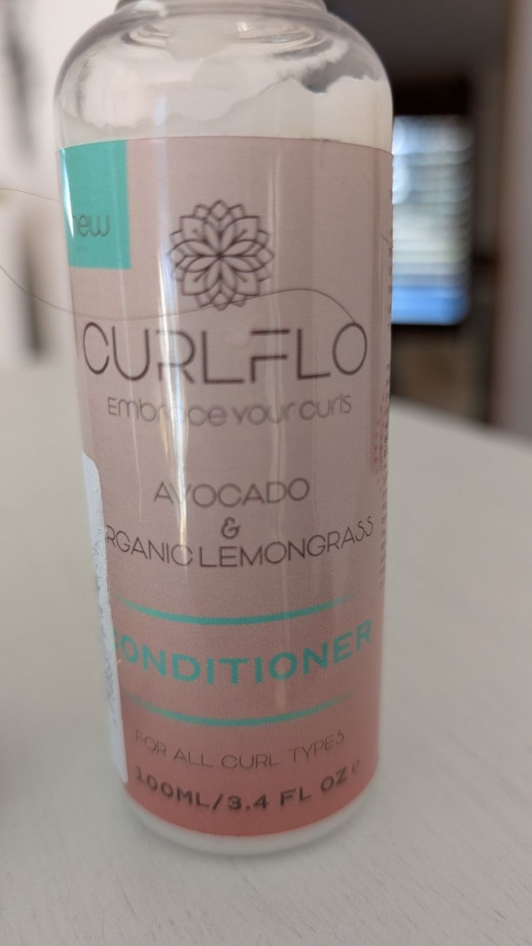Prodotti per capelli: Curlflo Set für lockiges Haar – Usato da Untervaz venduto da Lyraia 4