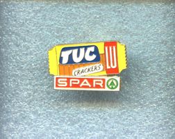 SPAR  TUC CRACKERS