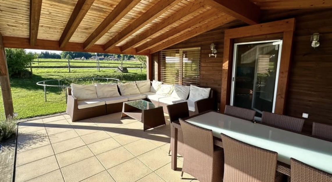 Divani: Salon de jardin – Usato da Bouloz venduto da jackdavetpiller79 1
