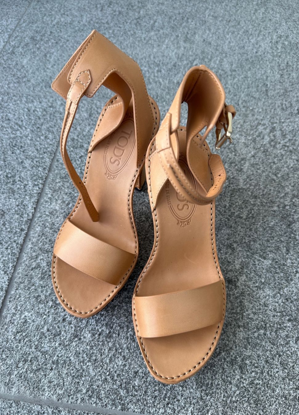 Tod'S Damenschuhe: Tod's Ledersandalen GR 37 – Gebraucht aus Wangen SZ von case690 3