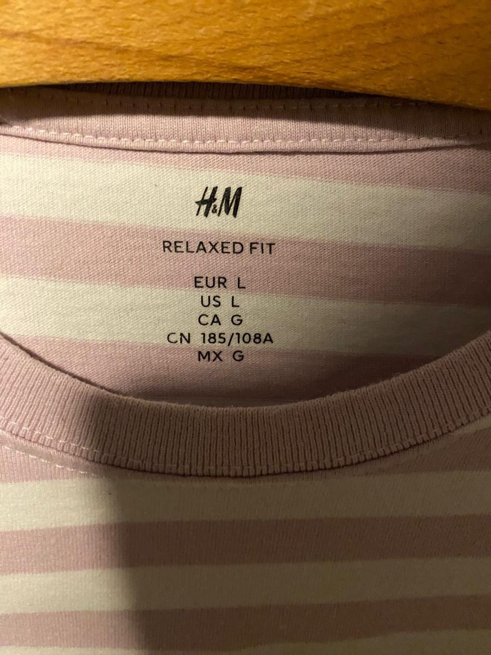 H&M T-shirt: magietta hm – Usato da Ascona venduto da zfi_rpp2 2