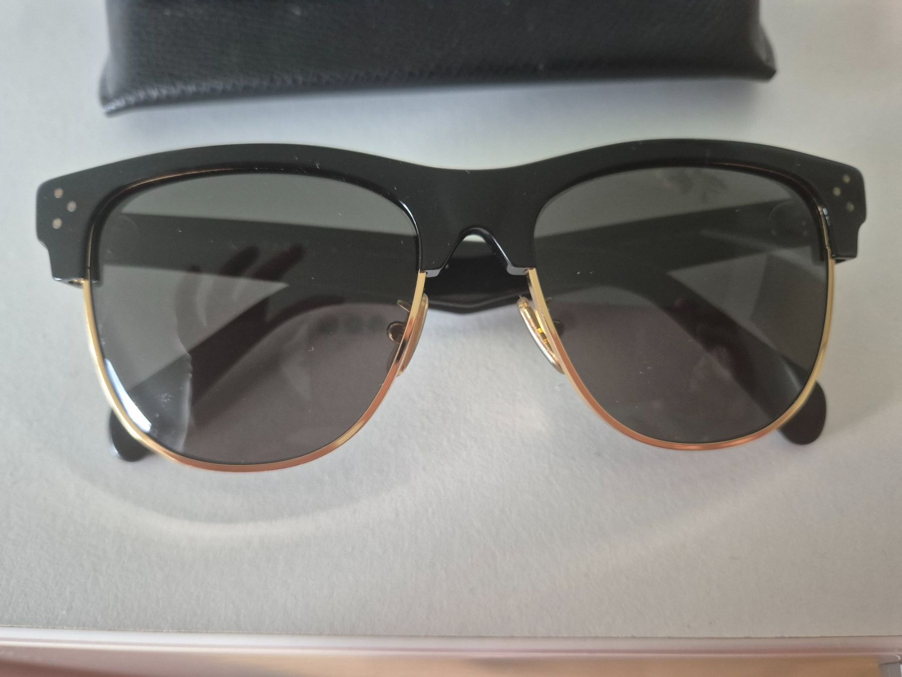 Celine Occhiali & Lenti: Sonnenbrille Celine schwarz gold – Usato da Willisau venduto da dor_xp9g 2
