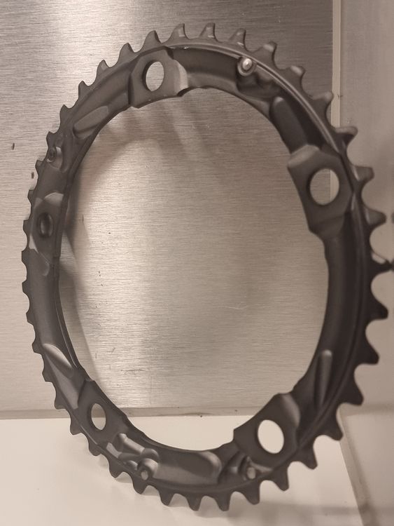 Achetez des Shimano Plateau Dura Ace FC-9000 50T Modèle De Boulon (Bcd) 110 11V chez HBS