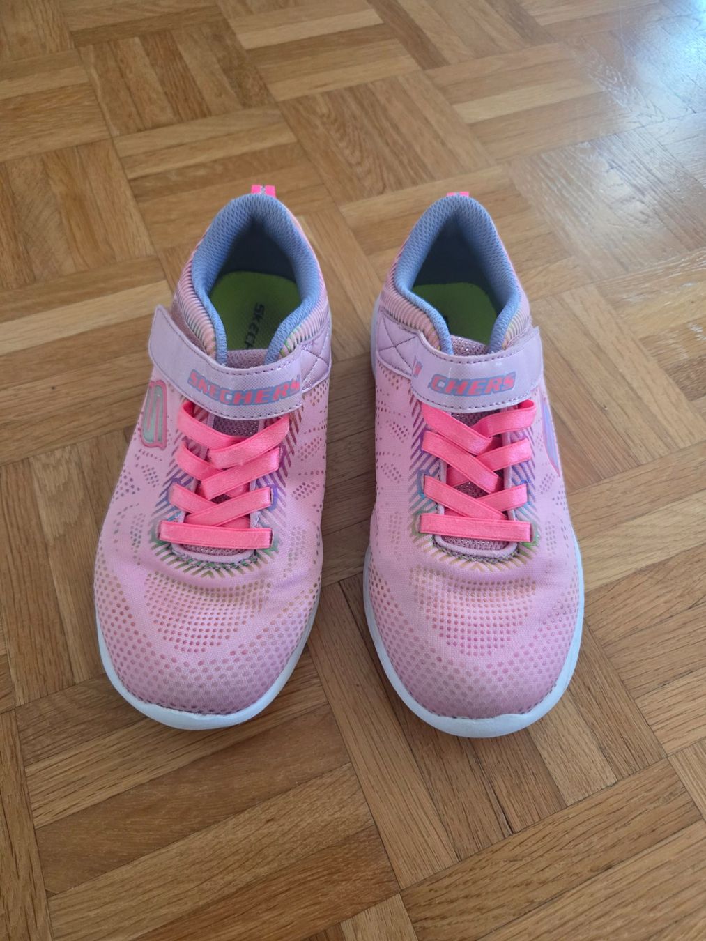 Skechers Scarpe per ragazze: Skechers Schuhe Gr. 35 – Usato da Rudolfstetten venduto da anjam81 1