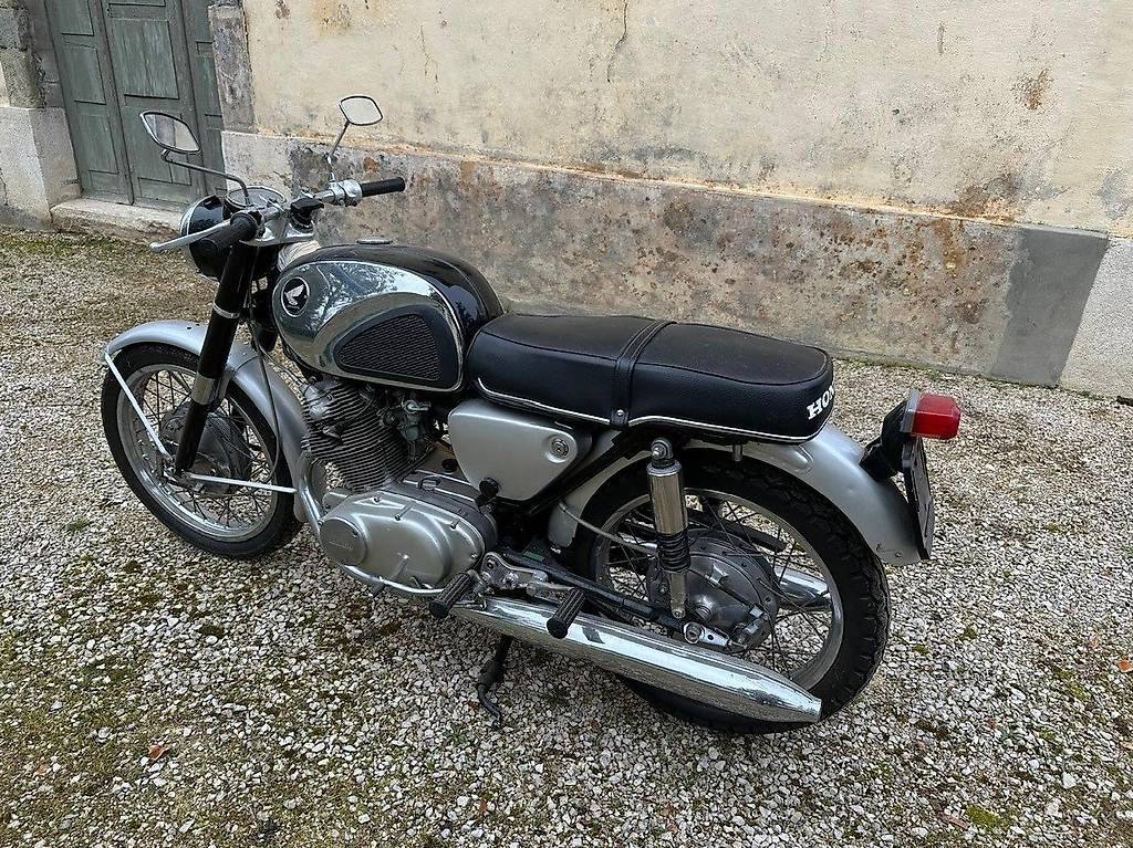 Strada: Honda CB72 ( 250cc) – Difettoso da Essertines-sur-Rolle venduto da yed13 1