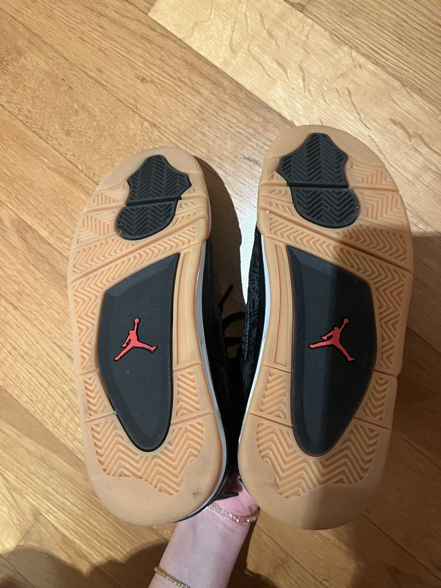 Jordan Scarpe da uomo: Air Jordan 4 Retro Black Laser Sneaker – Usato da Zürich venduto da JB23JB 5