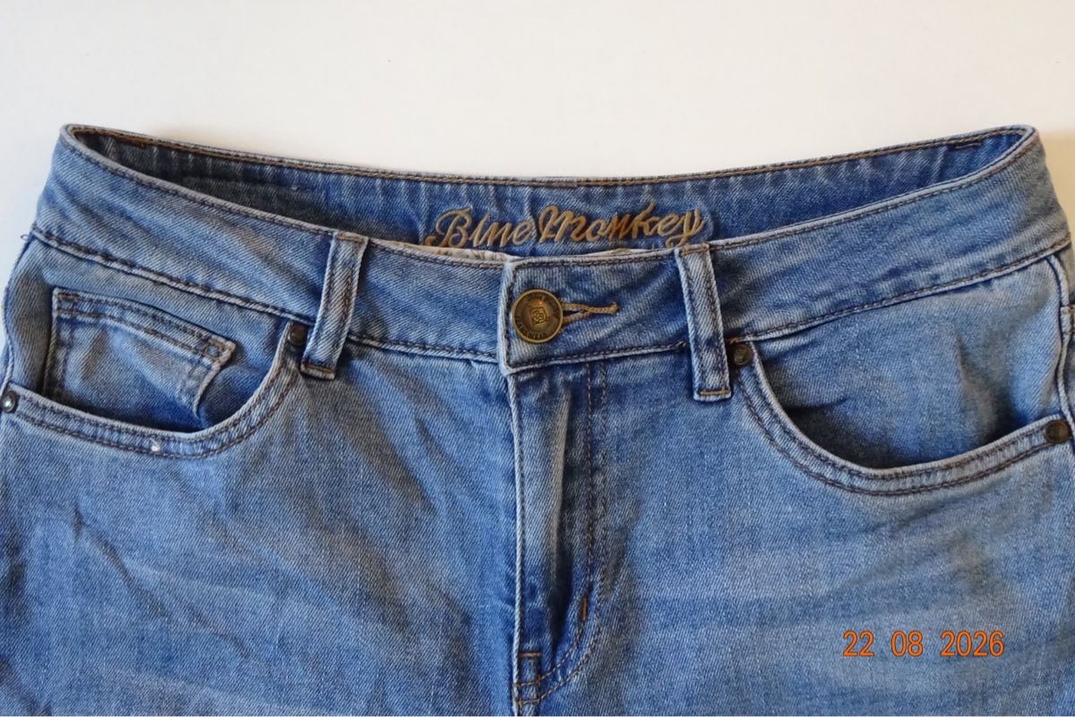 Jeans: Jeans S bis M – Gebraucht aus Münchenbuchsee von Soendlen 1