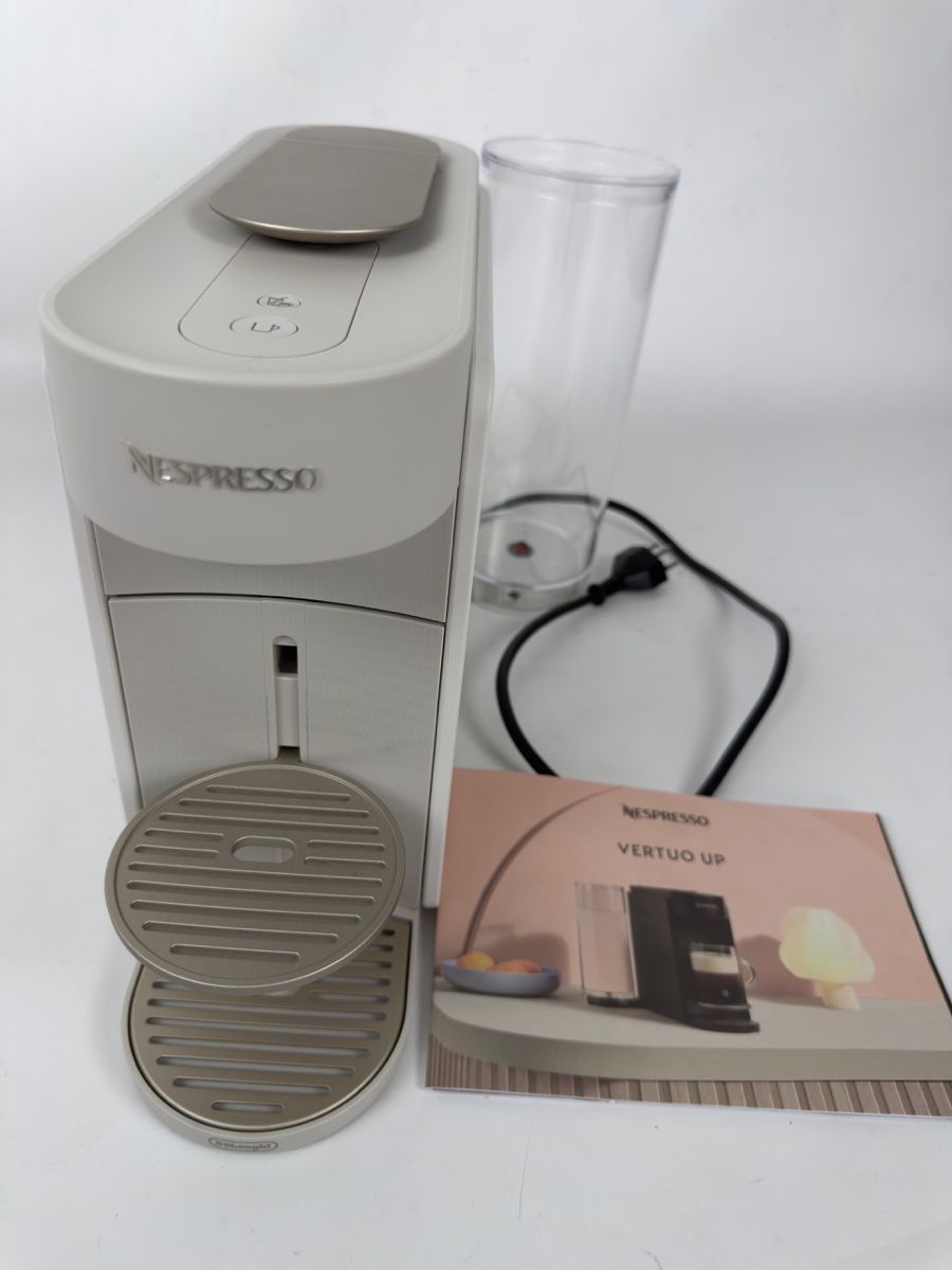 Nespresso Kaffeemaschinen & Espressomaschinen: NESPRESSO KAPSELKAFFEEMASCHINE – Gebraucht aus Rothenburg von c887 1