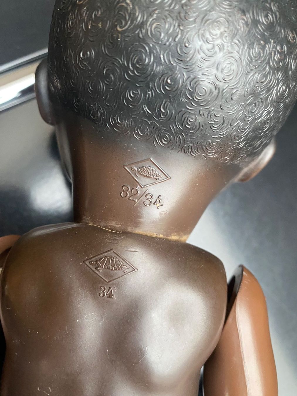 Bambole: MAMBO Schildkröt Mädchen, antik – Usato da Uster venduto da Koralle6 4