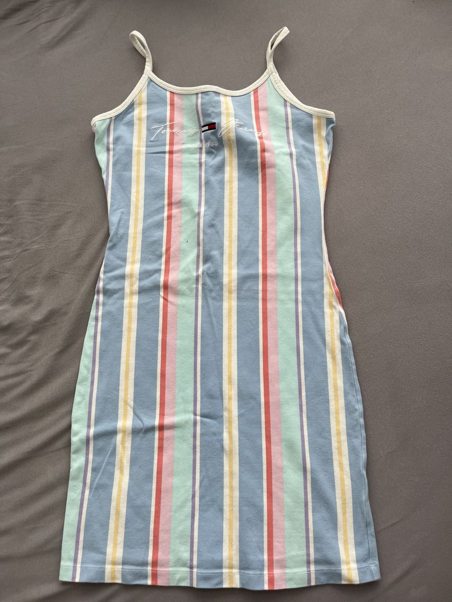 Tommy Hilfiger Kleider: Sommerkleid Tommy Hilfiger gestreift Gr. S – Gebraucht aus Winterthur von Davidloetscher