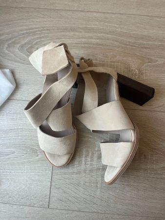 COS Leder Heels, Grösse 38