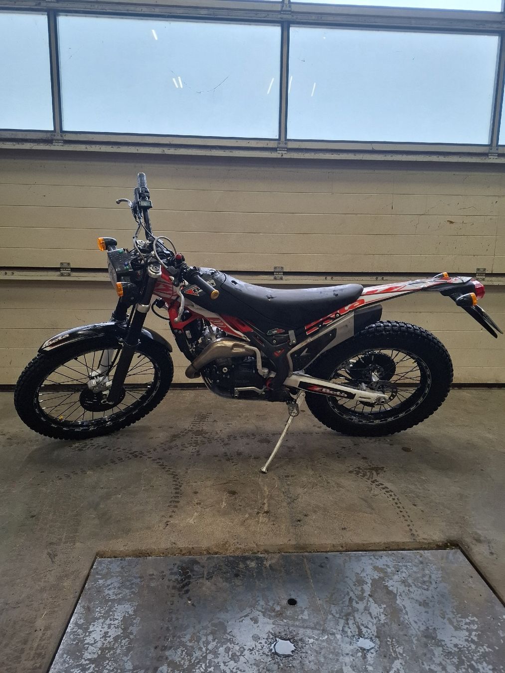 Beta Enduro: Trial Motorrad Beta 300 – Usato da Arth venduto da Kamel21 3