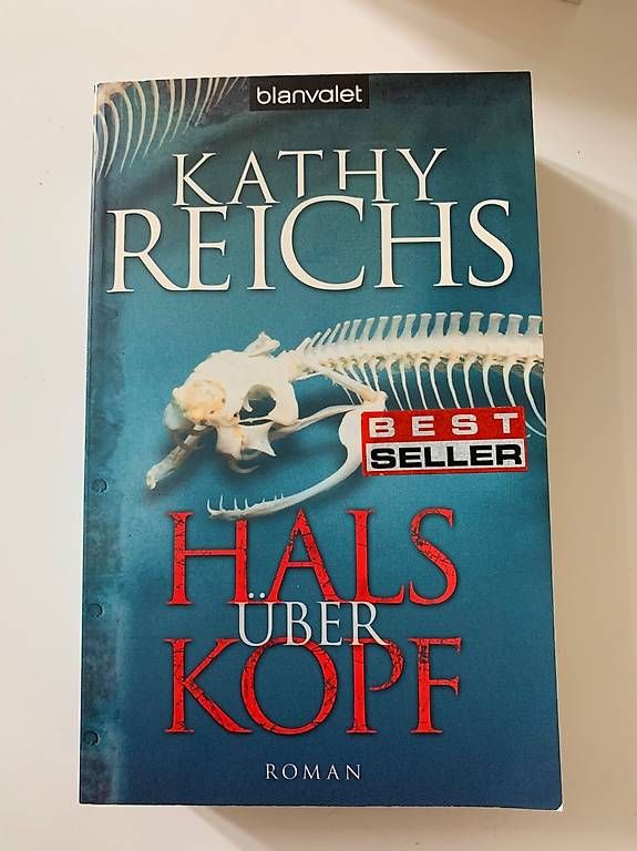 Bücher: Kathy Reichs Hals über Kopf – Gebraucht aus Solothurn von mar_spc6