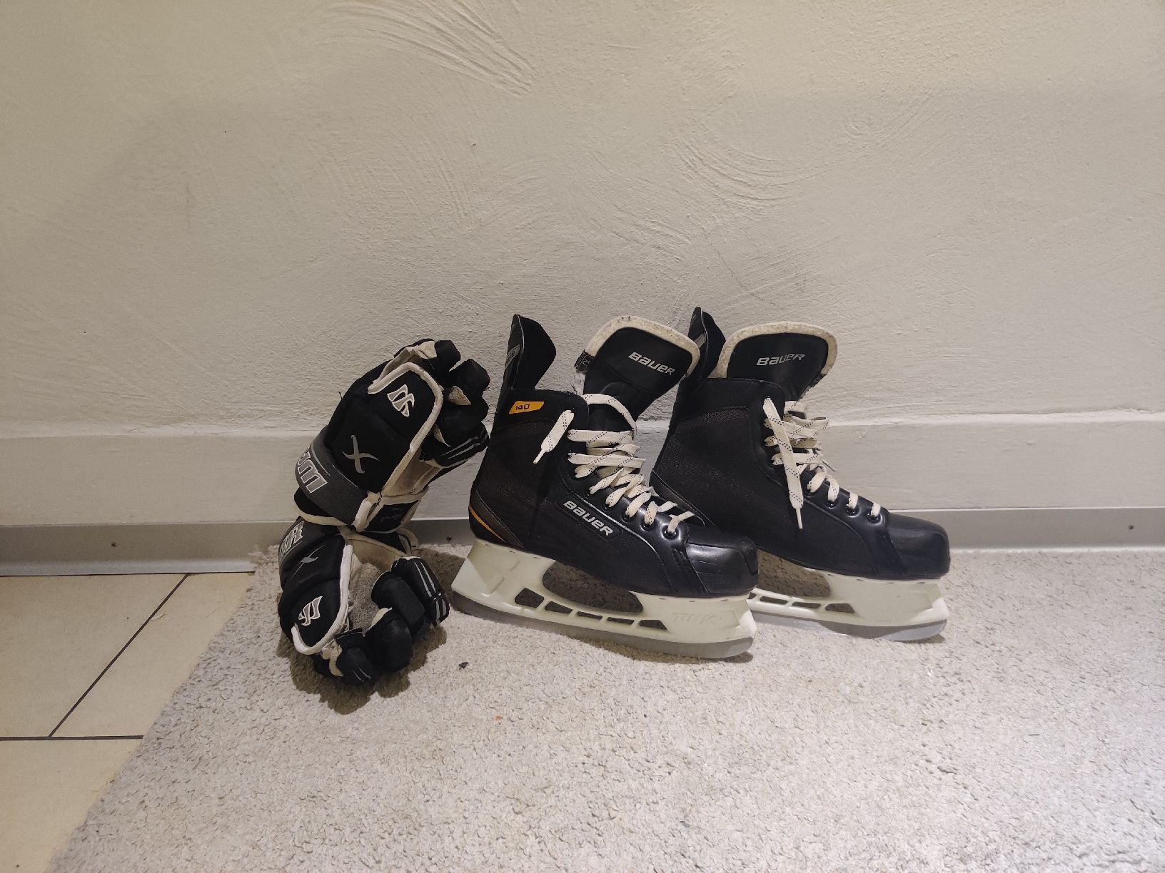 Bauer Patins à glace: Eishockeyschuhe  – D'occasion à Bern par sch_n2sc