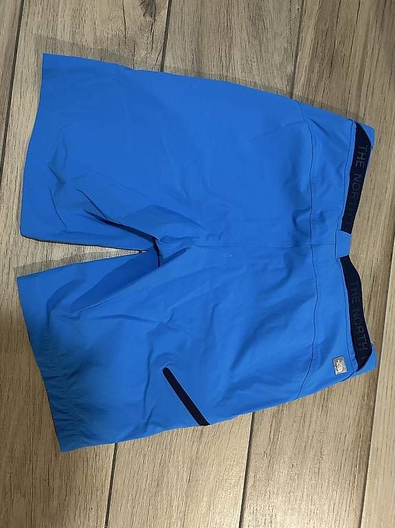 Pantalons: The North Face Shorts Gr. 40 – D'occasion à Willisau par Geissbock11 2