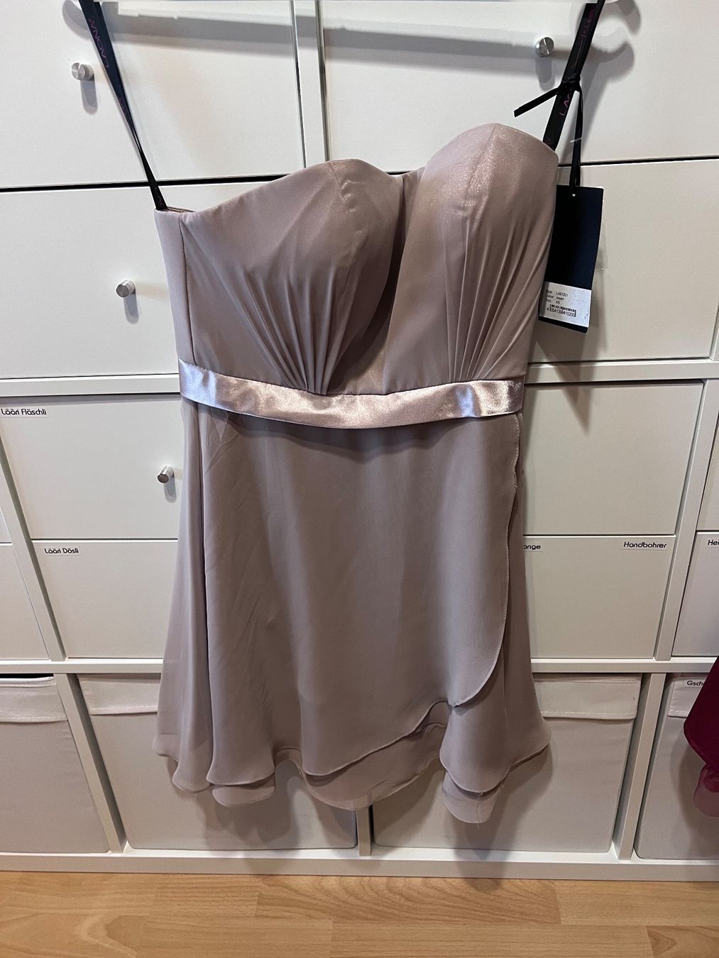 Robes: Coktailkleid – Neuf (Voir description) à Konolfingen par Mandala1